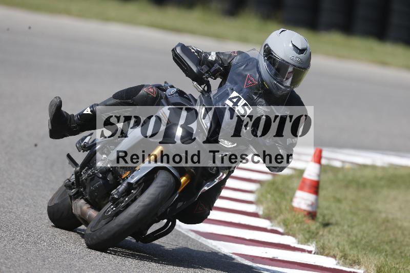 Archiv-2025/49 26.08.2025 Cornu Master School ADR/blau-bleu/45